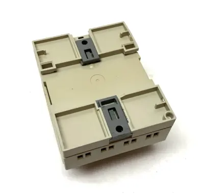 USED IDEC SMARTRELAY PROGRAMMABLE CPU 8XDC INPUT, 4XRELAY/10A OUTPUT