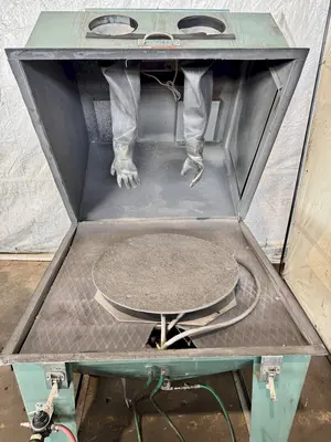 Used TRINCO 404X40SE DELUXE Blast Room (Manual Booth) Ohio US | G-2000, Inc. #1284328