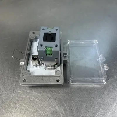 Grace Engineered - Port Interface P-R33-M3RF0 120VAC 5A - (BIN-1.5.5)
