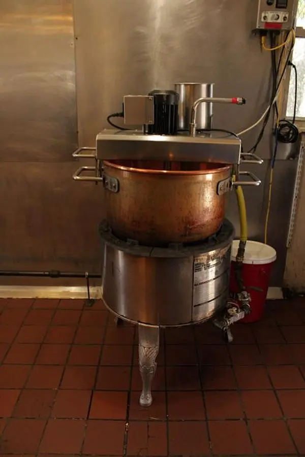 Savage 20 Stove with Portable Agitator