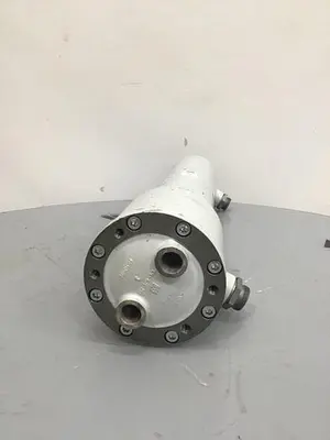 USED UNIVERSAL HYDRAULIK UKTM1024-4-T-CU-01