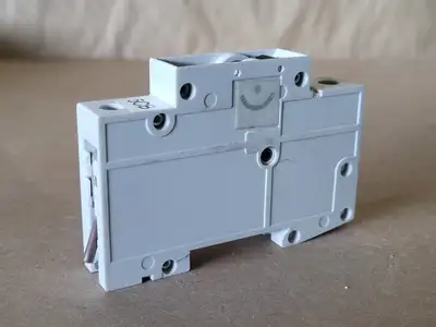 USED SIEMENS 5SX21 C2