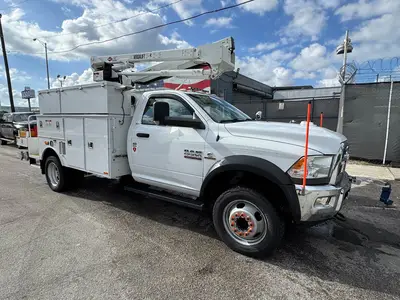 Used 2017 RAM 5500 Bucket (boom) trucks Florida US | Truck and Van Outlet #1509138