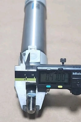 NEW Festo 196034