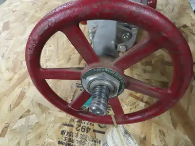 Ladish 8276-2114-40D Manual Wedge Gate Valve 4" Buttweld 150# CF8M SS 275 PSI