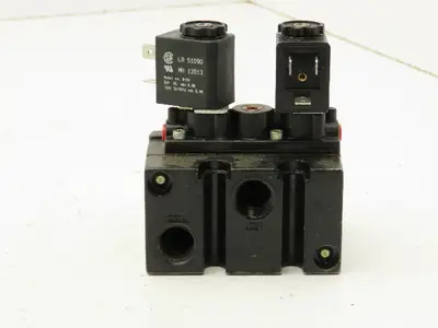 ARO A722SD-120-A-M Alpha Pneumatic Dual Solenoid Stacking Valve 3-Pos 120V 3/8"