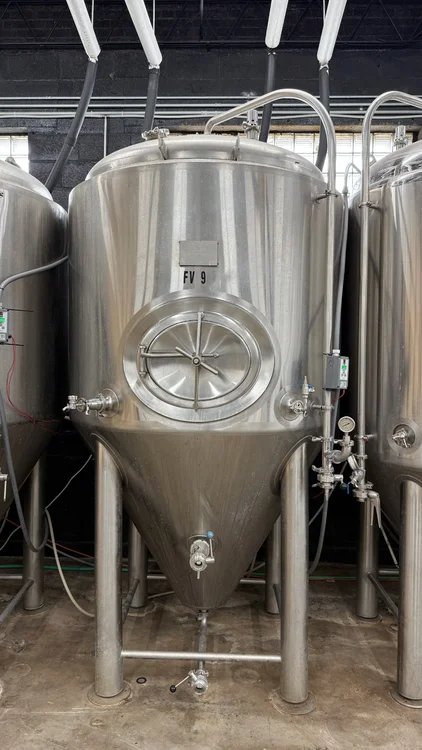 Used _UNKNOWN_ _UNKNOWN_ Fermenters / Bioreactors Indiana US | Brewhouse Equipment Group #1337683