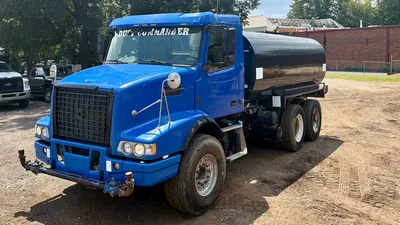 2016 VOLVO VHD64B200 Water Truck | Simonson Equipment (1)