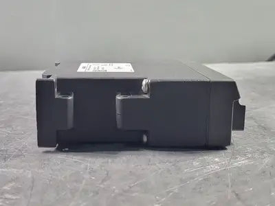 USED SIEMENS 6GK5005-0BA00-1AA3