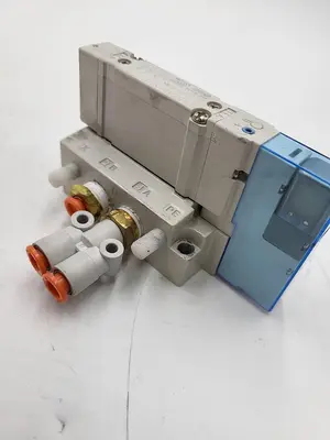 Used SMC SMC® SY5100-5U1 SY5000 5-PORT BASE MOUNTED DOUBLE INTERNAL PILOT Parts (Hydraulics and Pneumatics) | ND Industrial Surplus #1216784