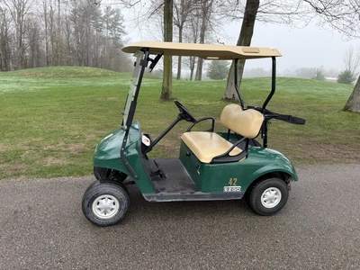 (1) 2017 E-Z-Go golf cart with a Kawasaki gas engine, model 625111G01, does not include Club canopy,...