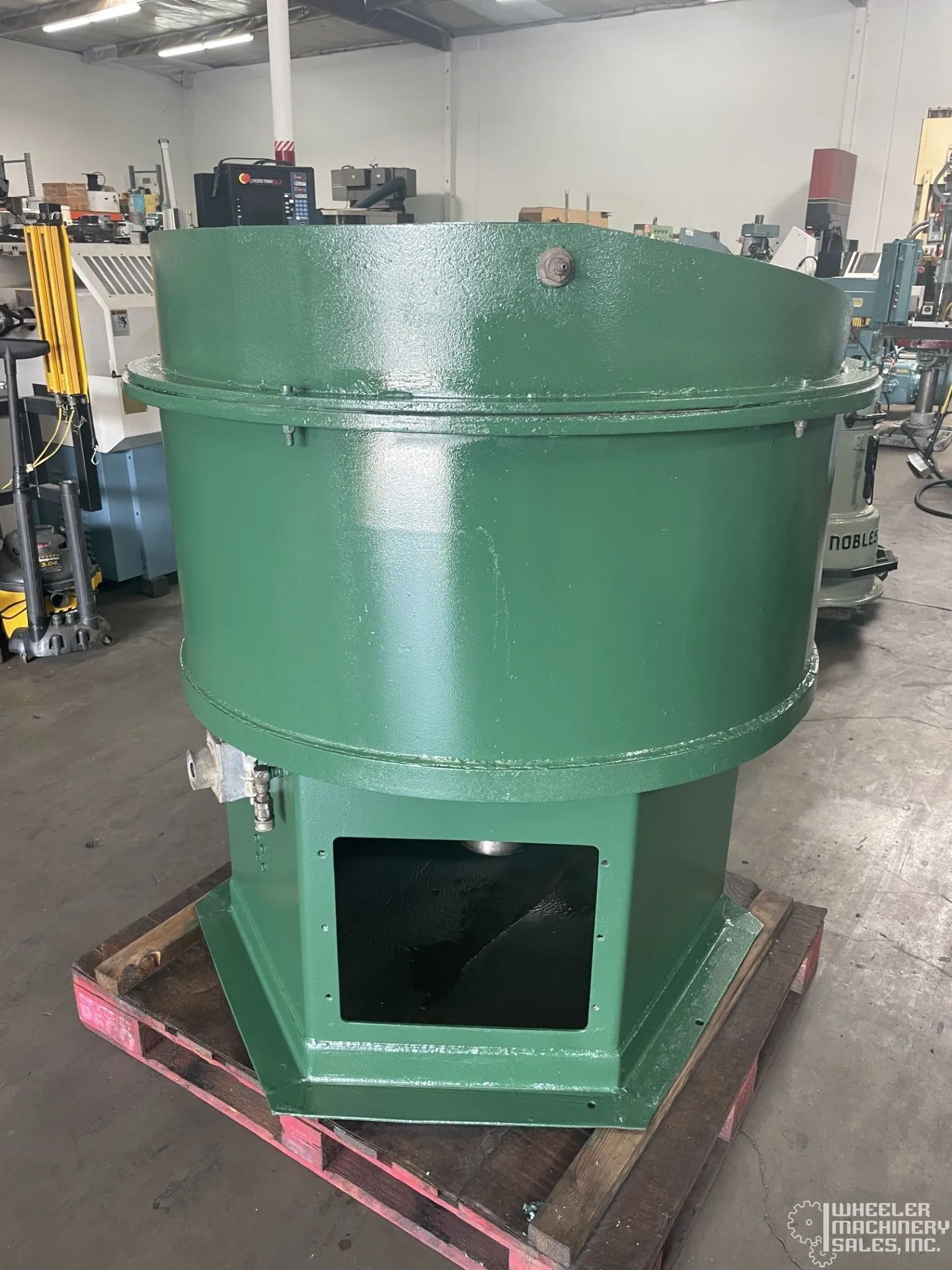 WHEELABRATOR HB5U Vibratory Finisher #8320 #1