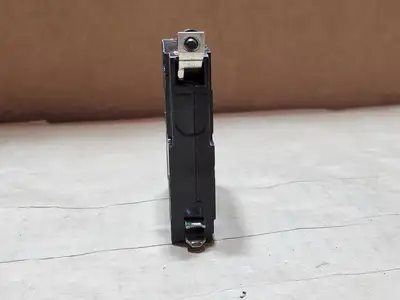 USED SQUARE D QOB120