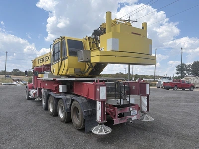Used 2013 TEREX CROSSOVER 6000 Truck-Mounted Cranes Texas US | Proxy Equipment #1558025