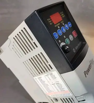 ALLEN BRADLEY 22A-D2P3N104 PowerFlex4 AC Drive 1.0H Loc1C41