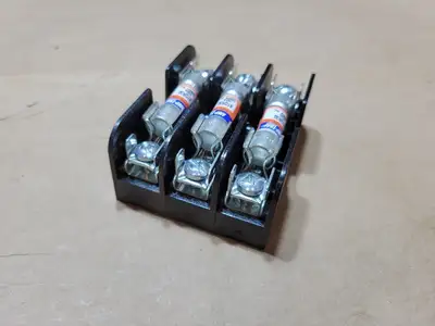 Used FERRAZ SHAWMUT 30323 Misc Electrical & Power Parts British Columbia CA | Lenmark #836009