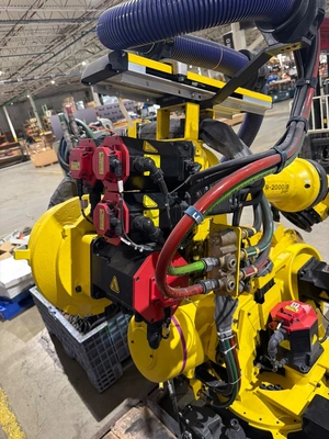 Used 2016 FANUC R-2000IB/210F + R30IB Robots Michigan US | iGAM Industrial Marketplace #927888