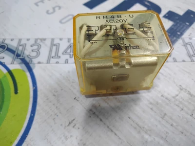 USED IDEC RH4B-U