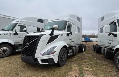 Used VOLVO VNL64T860 Conventional trucks Illinois US | Mitsubishi HC Capital America #1362652