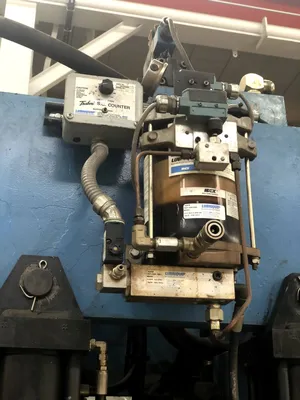 USED BECKWOOD BECKWOOD 4-COLUMN PRESS