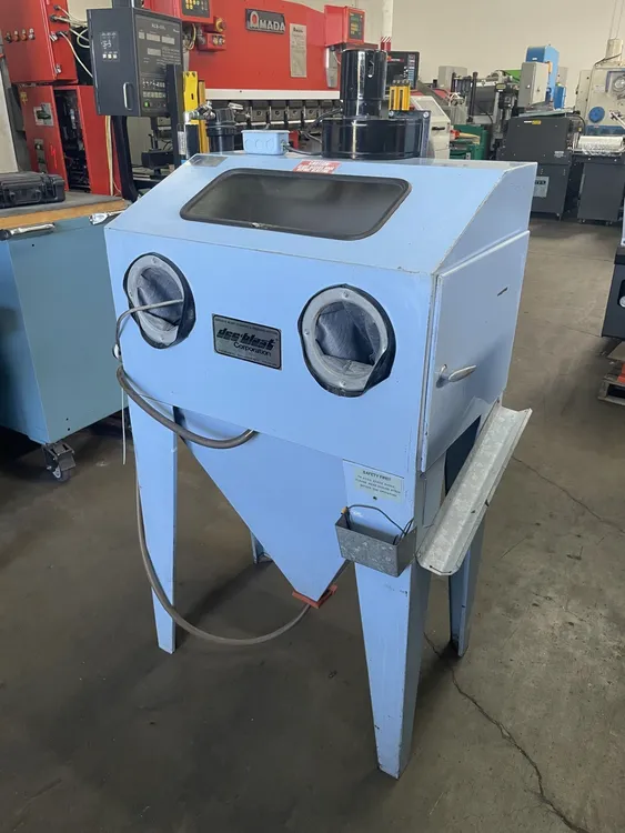Used DEE-BLAST 2030 Blast Cleaning California US | Wheeler Machinery Sales #170582