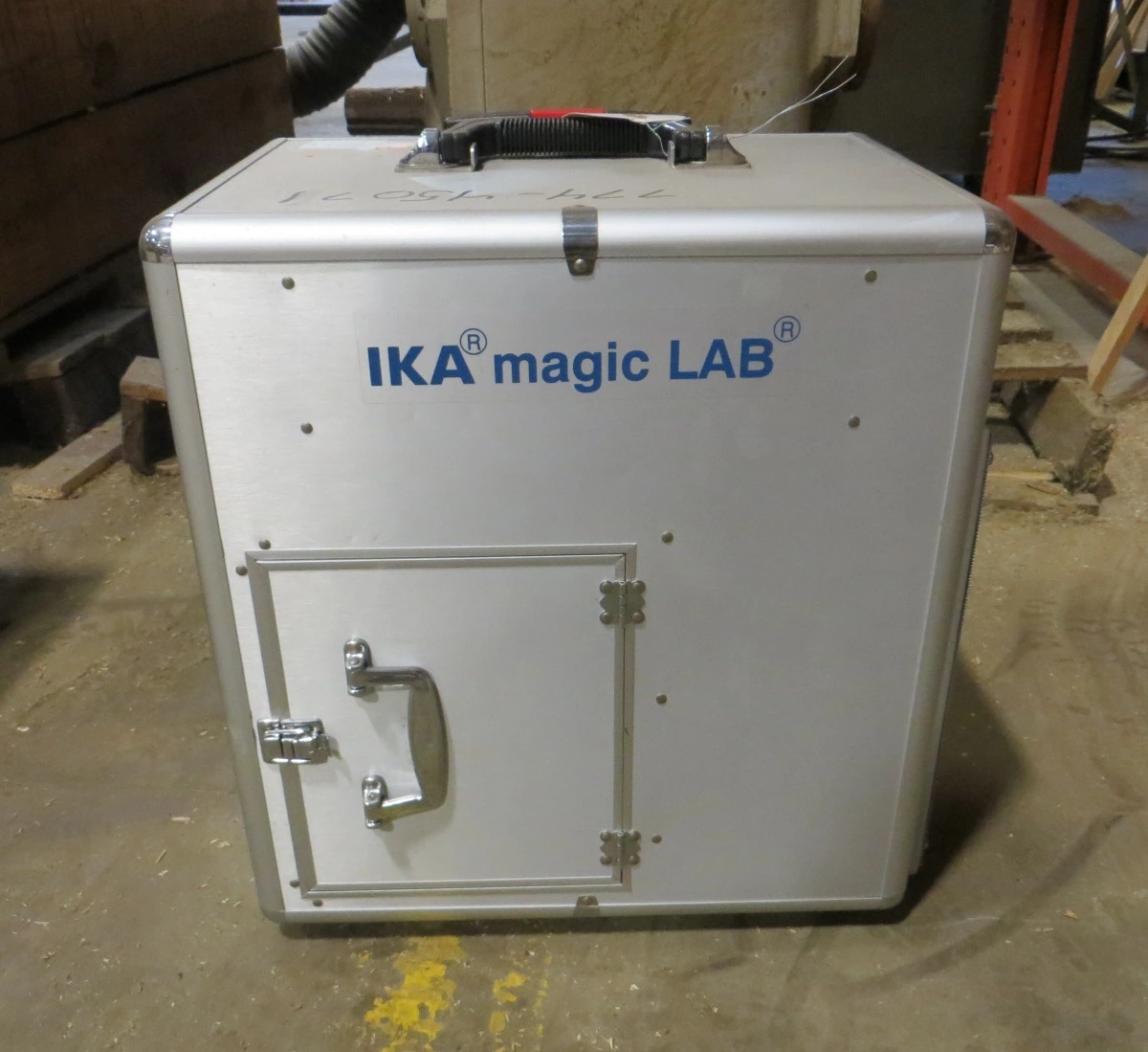 USED IKA Magic Lab