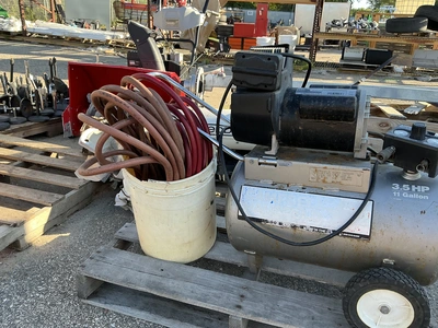 Used _UNKNOWN_ _UNKNOWN_ Tank Mounted Air Compressors Michigan US | Miedema Asset Management Group #1361552