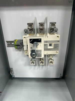 Sprecher+Schuh L11-FN200P3 Disconnectors & Load Switches | Fram Fram LLC (7)
