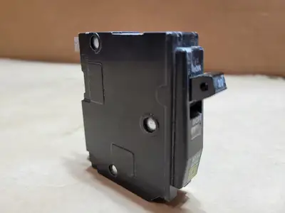 Used SQUARE D QO120 Switchgears British Columbia CA | Lenmark #1438660