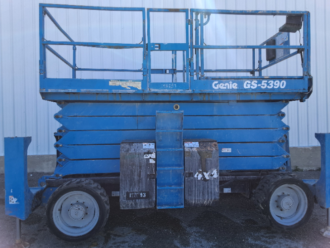 Used 2015 Genie GS-5390 RT Scissor Lifters Texas US | Stack Equipment #925034