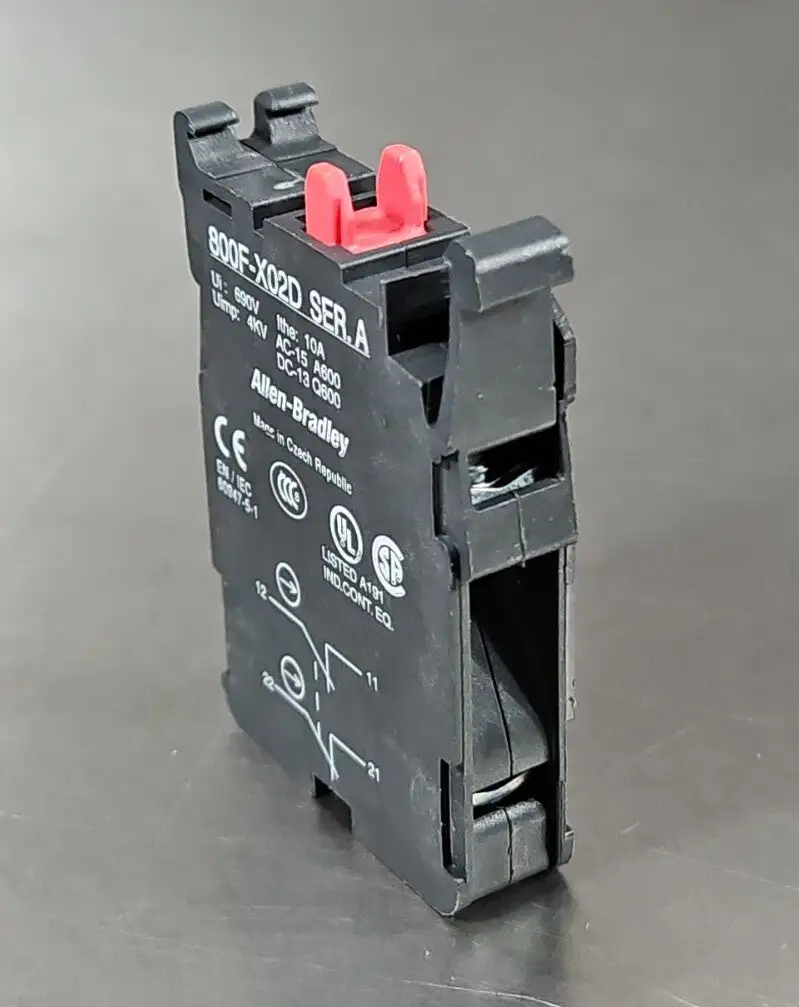 USED Allen-Bradley Allen-Bradley 800FX02D