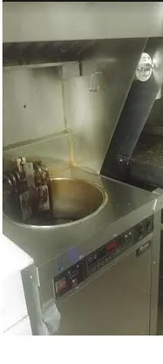 Giles Ventless System with Chicken Fryer - PRICE REDUCE - CLEARANCE ITEM