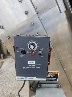 USED 2012 SERVICE ENGINEERING CO. FEED CONVEYOR