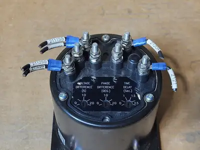 USED CROMPTON INSTRUMENTS 077-14DU-PQYY-FQ
