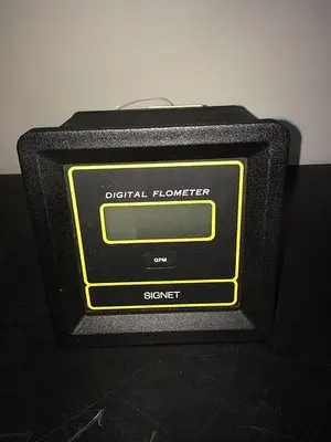 "BRAND NEW, NEVER USED" - SIGNET P-57740-1 DIGITAL "FLOMETER" FLOW METER
