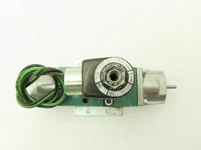 ARO 5641 7740 02 Pneumatic Solenoid Valve 4-Way 1/4" NPT 115VDC 150 PSI
