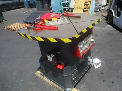 USED AMADA CS-220