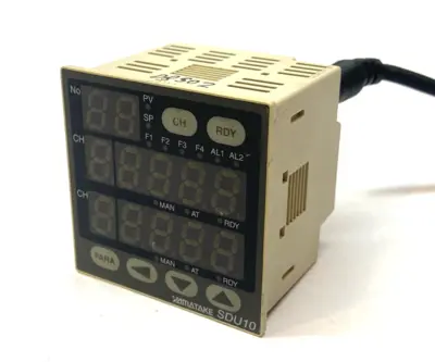 Used Yamatake Azbil Temperature Control Unit DIN Mount w/ 81440793-001 Cable PLC Temperature Modules Michigan US | Maverick Industrial Sales #1389688