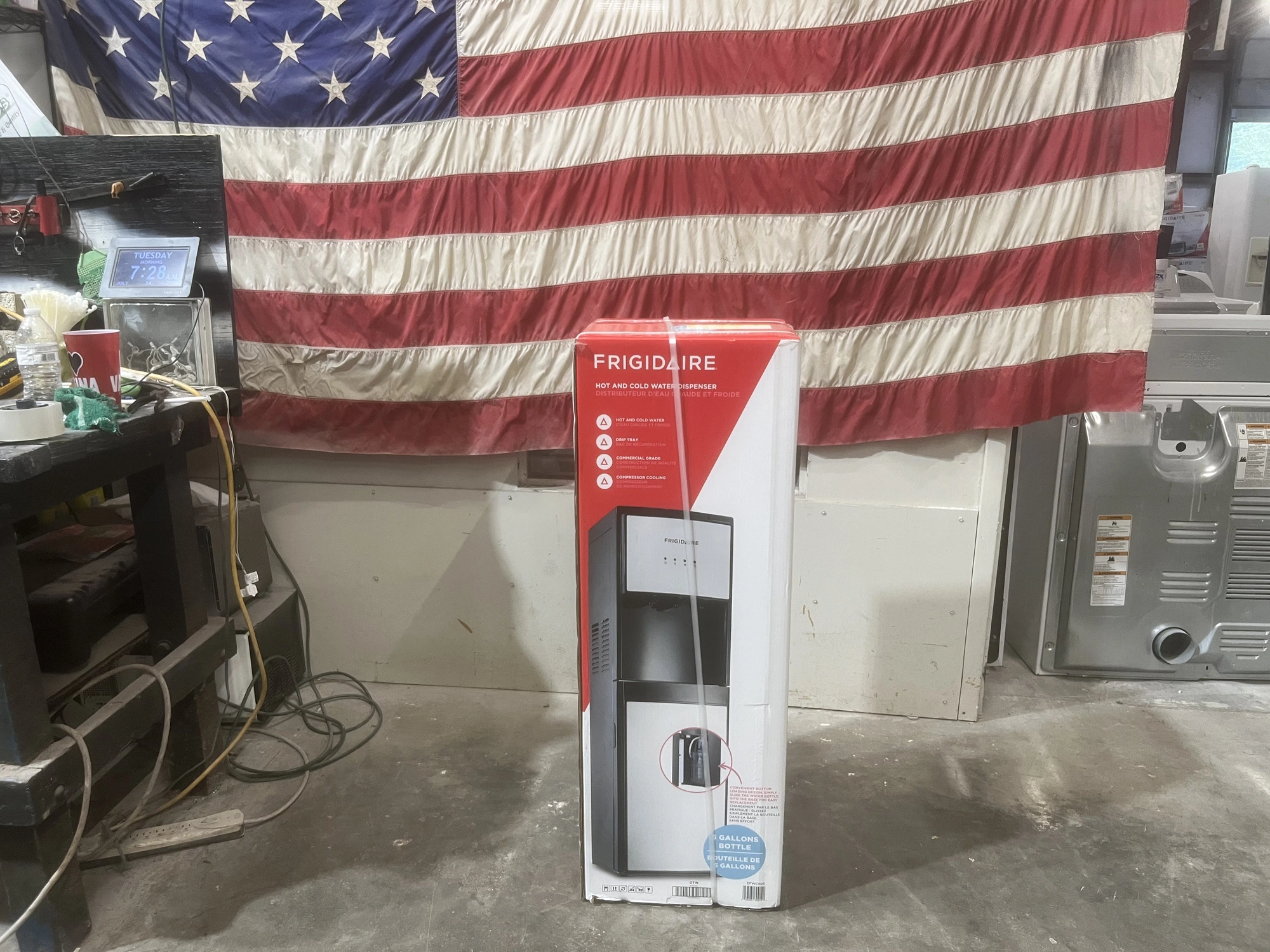Used FRIGIDAIRE BOTTOM LOADING Beverage Dispensers Michigan US | Miedema Asset Management Group #1313590