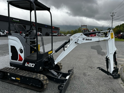 USED 2016 Bobcat E20