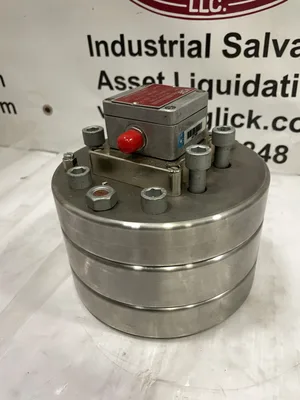 VSE VS 4 EPO 12V-32N11/6 Positive Displacement Gear Flowmeter 10-28VDC