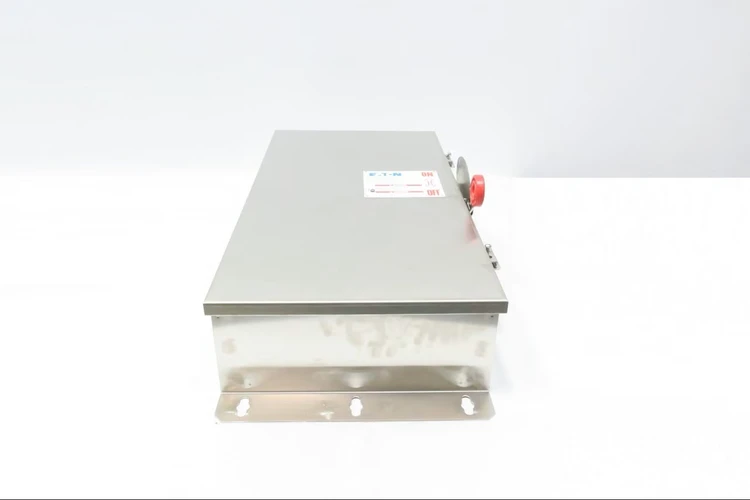 Used _UNKNOWN_ _UNKNOWN_ Switchgears Ohio US | Aucto #1396753