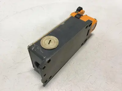 USED SIEMENS 3SE3 404-1G
