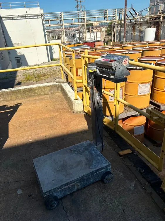 Used _UNKNOWN_ _UNKNOWN_ Platform Scales Ohio US | Myron Bowling Auctioneers Inc #1504536