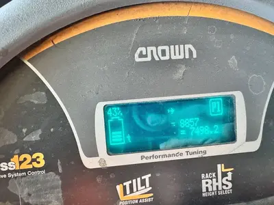 USED 2017 CROWN RM6095S-45
