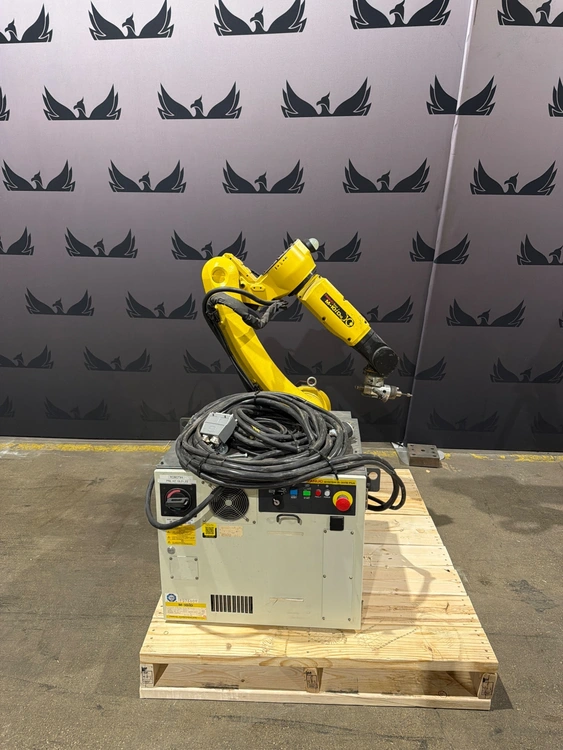 Used 2021 FANUC M-10iD/12 + R-30iB PLUS Robots Michigan US | iGAM Industrial Marketplace #871211