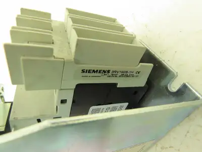 Siemens 3RV1926-2B Door Coupling Rotary Mechanism Circuit Breaker Interlock Kit