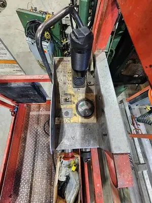 USED SKY-JACK SJIII-3219