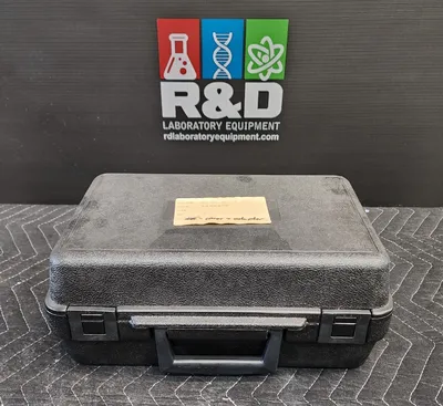 Applied Biosystems (4453555) 384 Well Heated Cover w/Array Card & Storage Case