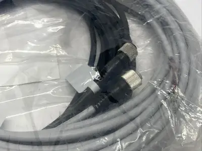 New | in-Stock KEYENCE SL-VC10P Cable & Wire Michigan US | Maverick Industrial Sales #1398005